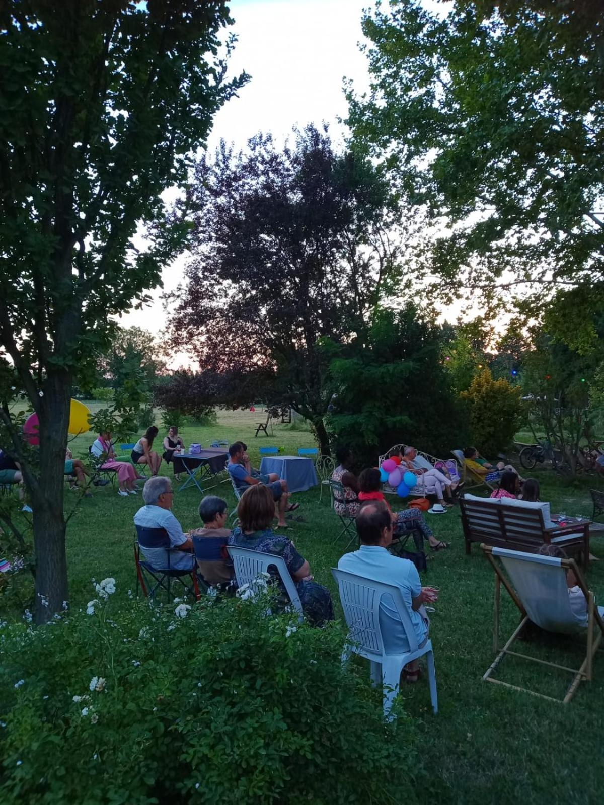 Ferienwohnung Mas De Karlotte Pernes-les-Fontaines Exterior foto